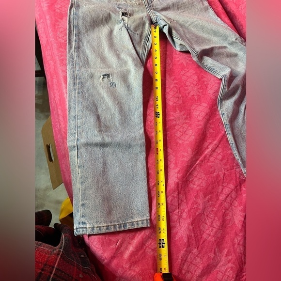 Levis Distressed Light Blue Jeans - Picture 8 of 9